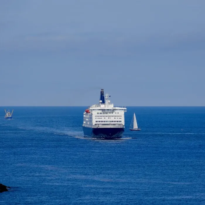 ferry dfds