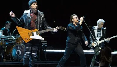 U2 in concert with Bono and The Edge - Paul Jones - cc