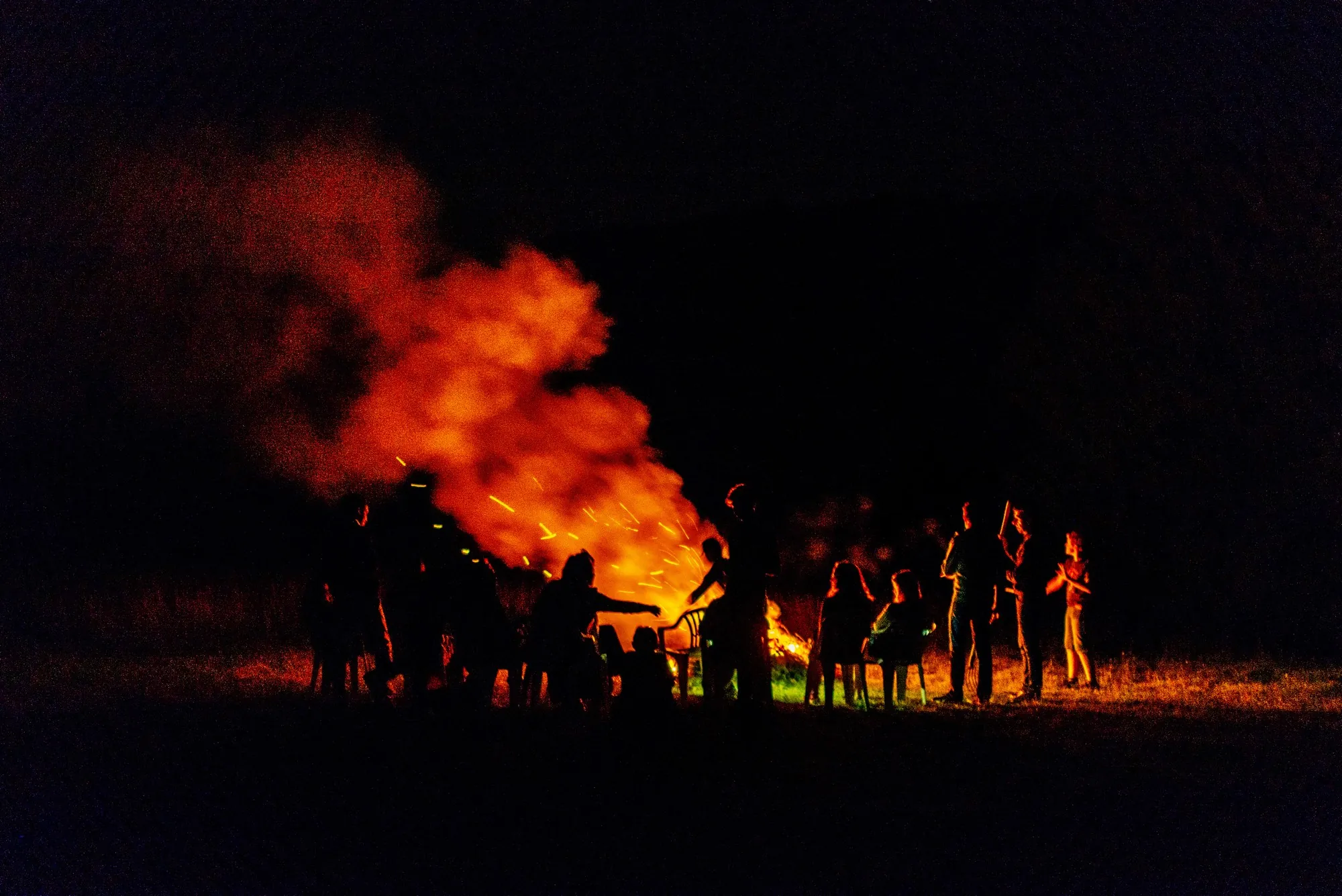 Feu de joie pour la fête irlandaise de Beltaine - Julien