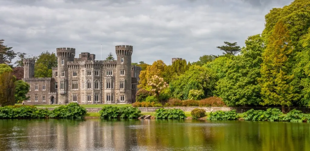 Ireland: a secret 800-year-old room discovered in Johnstown Castle