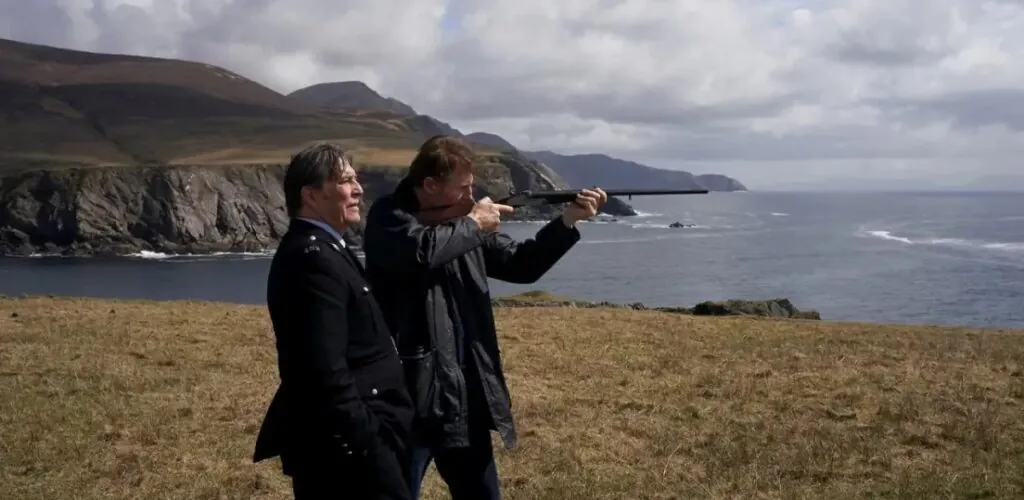 In the Land of Saints and Sinners: the film starring Liam Neeson arrives on Amazon Prime. Only its cast and scenery save the film…