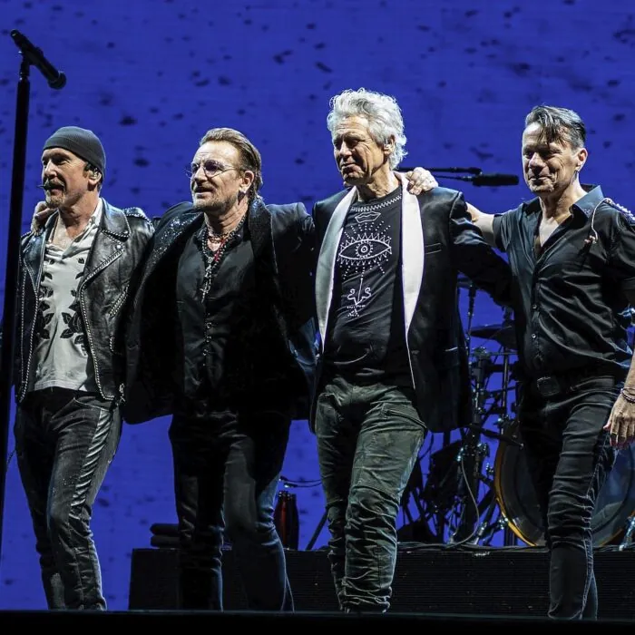 U2 - U2start - cc