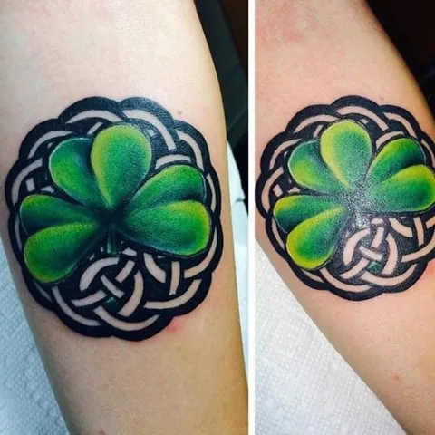 Irish tattoos: the most inspiring ideas 1 Un tatouage en trèfle et en entrelacs
