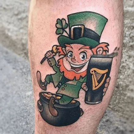 Irish tattoos: the most inspiring ideas 9 Tattoo de leprechaun