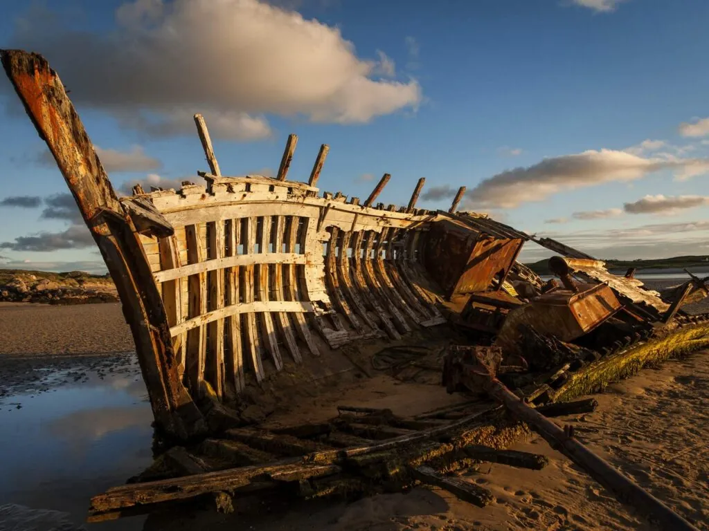 The Bunbeg wreck - CHRIS HILL PHOTOGRAPHIC 00442890245038