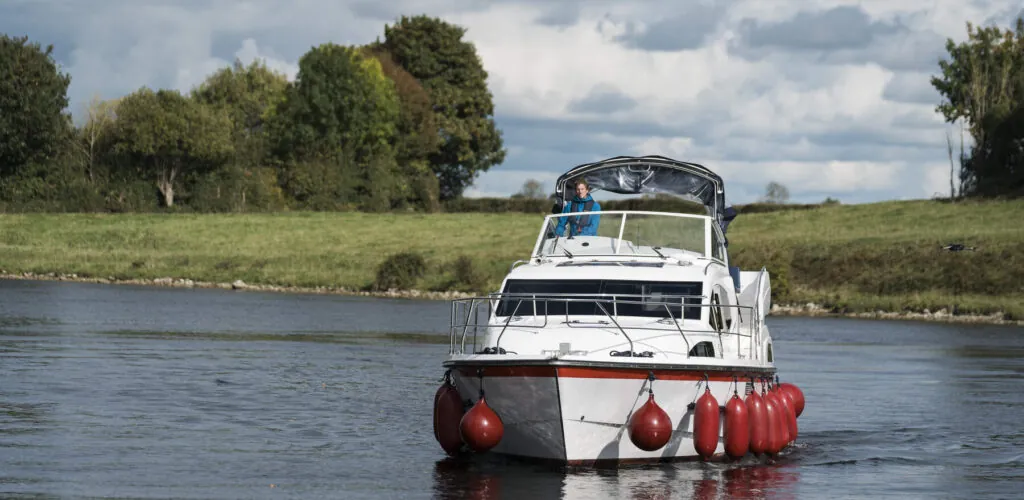 Why a boat trip on the Shannon River is a perfect escape for families