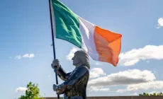 Bobby Sands statue - @PolDeBuitleir (X)