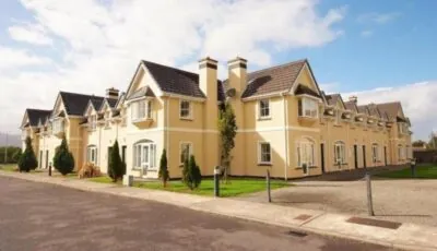10 Killarney Holiday Village