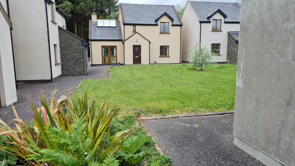 13 Sneem Leisure Village