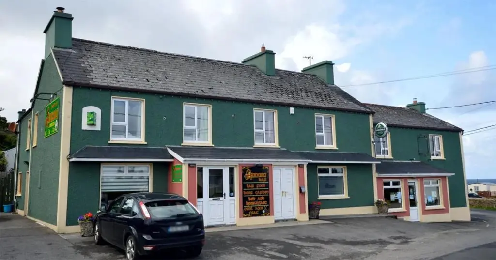 ANNORA Bar & Accommodation