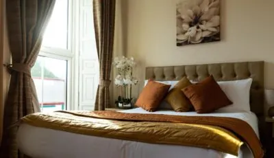 Brogans Bar & Hotel