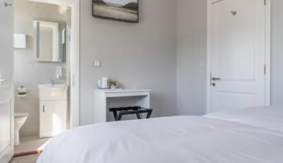 Burrows Lodge, The Doneraile Room 2