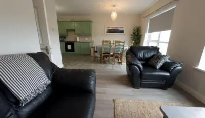 Centrally located at the shore – Bundoran Apartments