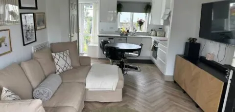 Home in Gorgeous Gort
