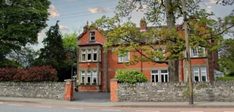 Innisfree House