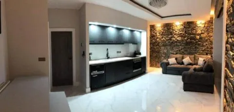 Lisvarna House