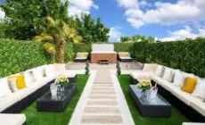 Luxury Cottage – City Center – Large Garden with Hot Tub -7 Bedrooms-4 Bathrooms