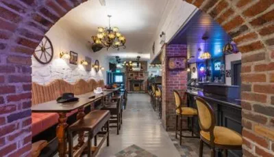 Patriot Bar Hottub-sleeps30