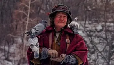Brenda Fricker dans Maman j'ai raté l'avion