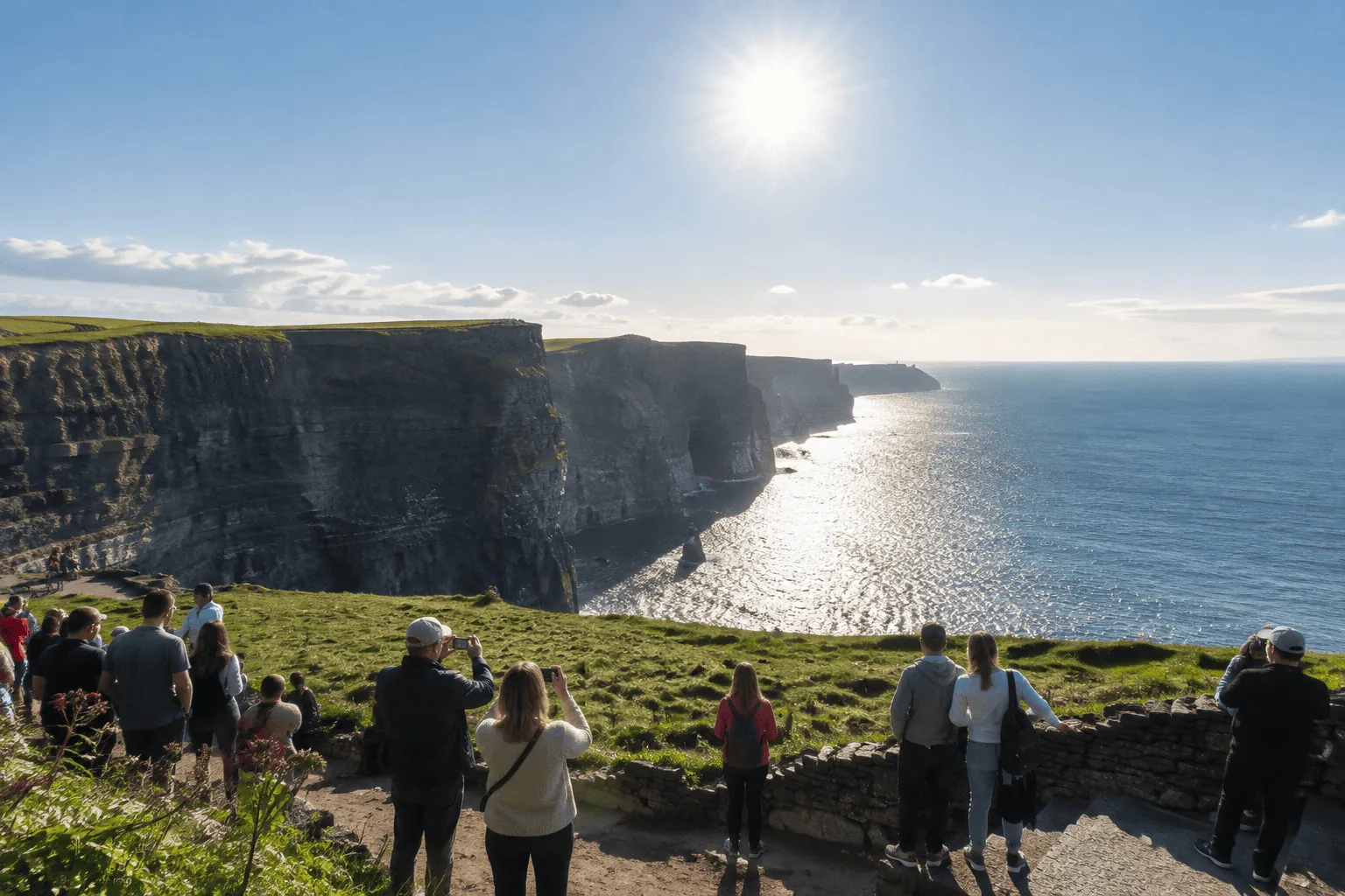 Les Falaises de Moher sous le soleil caniculaire - Go to Ireland.com