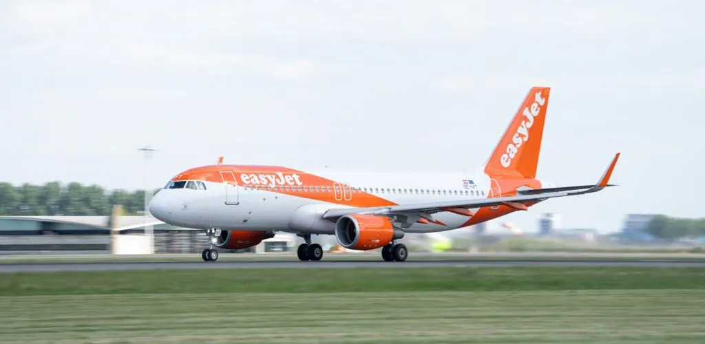easyJet announces onboard Wi-Fi: what to expect on your flights to Belfast